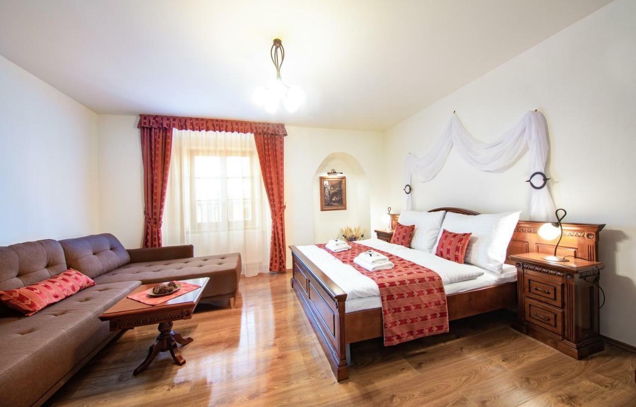 Safari - Chateau