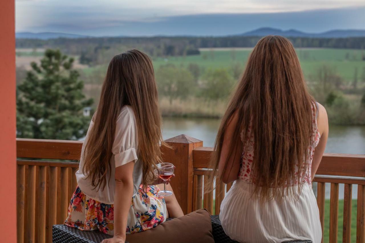 Safari - Chateau מלון דירות Borovany (Ceske Budejovice)